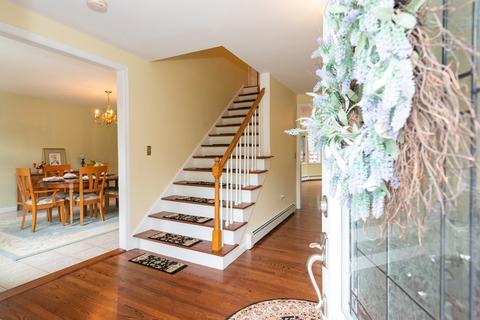 9 West St, Danvers, MA 01923 photo 5
