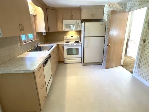 101 Rolling Ln, Needham, MA 02492 photo 4
