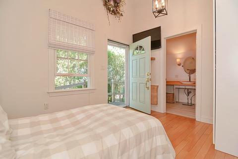 476 Langley St, Fall River, MA 02720 photo 18