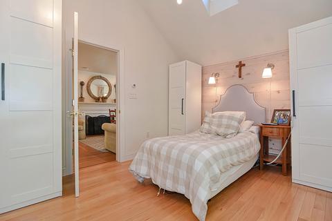 476 Langley St, Fall River, MA 02720 photo 17