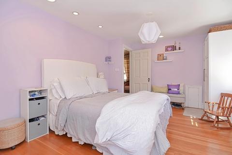 476 Langley St, Fall River, MA 02720 photo 25