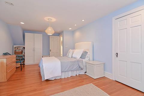 476 Langley St, Fall River, MA 02720 photo 22
