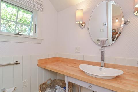 476 Langley St, Fall River, MA 02720 photo 19