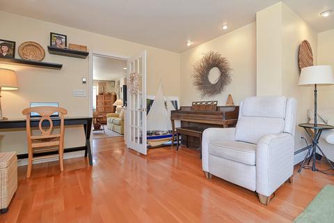 476 Langley St, Fall River, MA 02720 photo 11