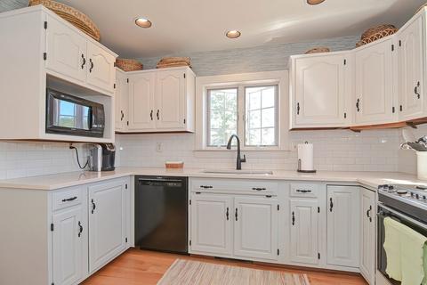 476 Langley St, Fall River, MA 02720 photo 15