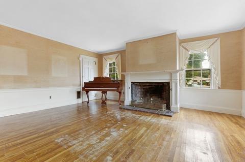 220 Locust St, Danvers, MA 01923 photo 21