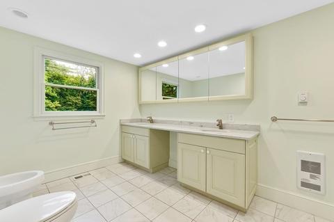 220 Locust St, Danvers, MA 01923 photo 34