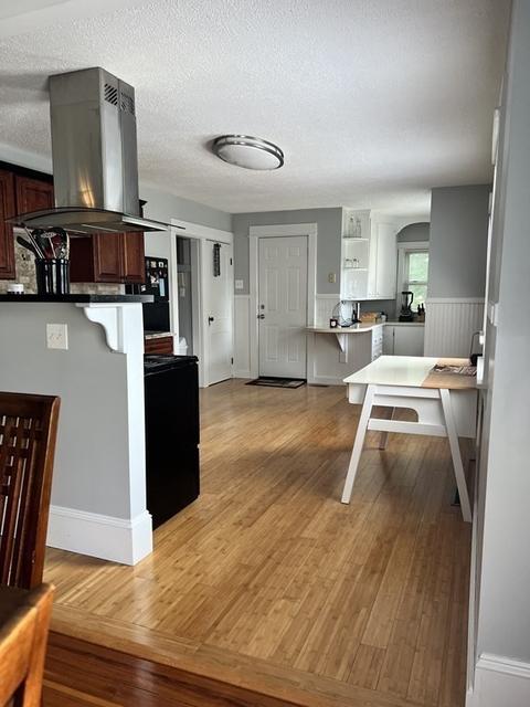 73 Waldorf St, Springfield, MA 01109 photo 10