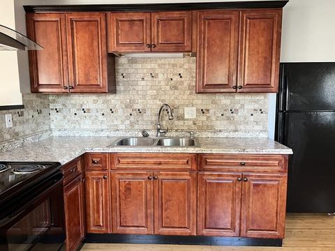 73 Waldorf St, Springfield, MA 01109 photo 17
