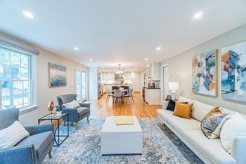 15 Priscilla Rd, Reading, MA 01867 photo 4