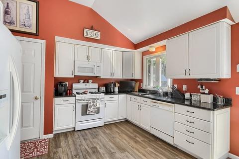 61 Merideth Way, Barnstable, MA 02632 photo 9