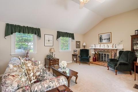 61 Merideth Way, Barnstable, MA 02632 photo 5