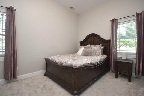 595 Roosevelt Ave, Springfield, MA 01118 photo 33
