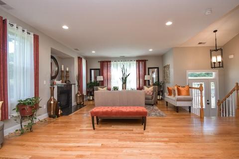 595 Roosevelt Ave, Springfield, MA 01118 photo 13