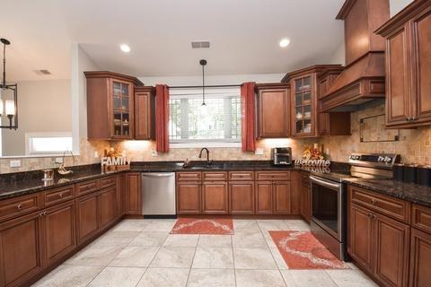 595 Roosevelt Ave, Springfield, MA 01118 photo 4