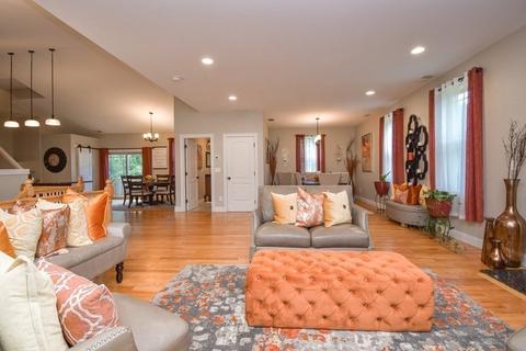 595 Roosevelt Ave, Springfield, MA 01118 photo 18
