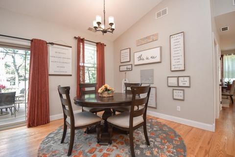 595 Roosevelt Ave, Springfield, MA 01118 photo 20