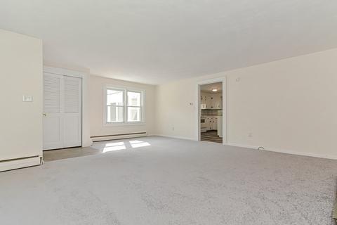5 Picadilly St, Upton, MA 01568 photo 6