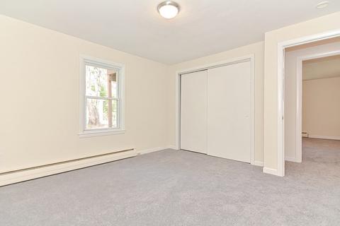 5 Picadilly St, Upton, MA 01568 photo 20