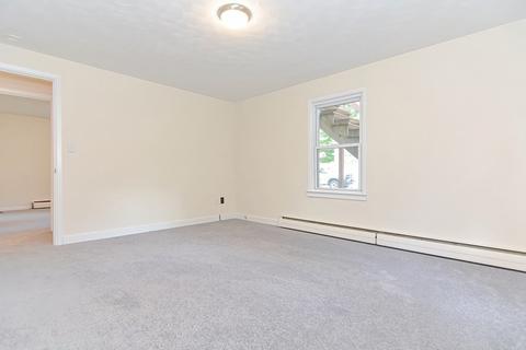 5 Picadilly St, Upton, MA 01568 photo 17