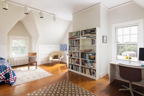 45 Warren St, Brookline, MA 02445 photo 14