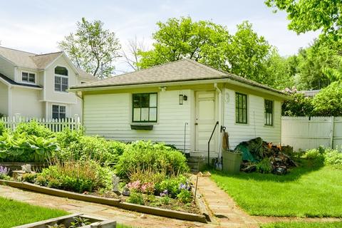 2 Suburban Rd, Worcester, MA 01602 photo 21