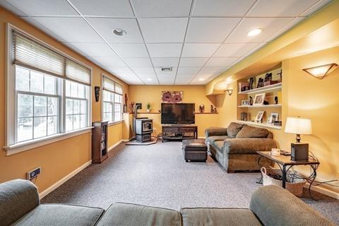 11 Gates Ave, Springfield, MA 01118 photo 34
