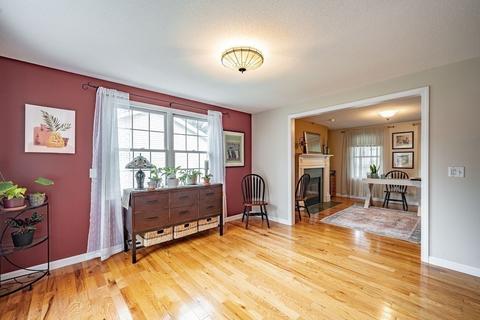 11 Gates Ave, Springfield, MA 01118 photo 17