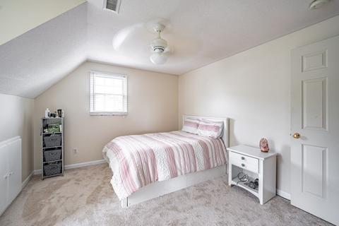 11 Gates Ave, Springfield, MA 01118 photo 30