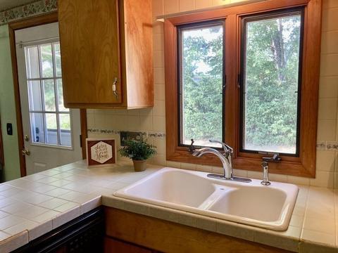 48 Debra Dr, Chicopee, MA 01020 photo 14