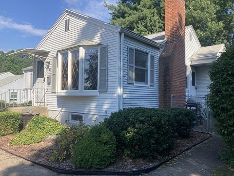 48 Debra Dr, Chicopee, MA 01020 photo 3