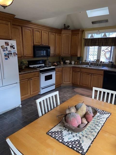 62 Ely Ave, West Springfield, MA 01089 photo 21