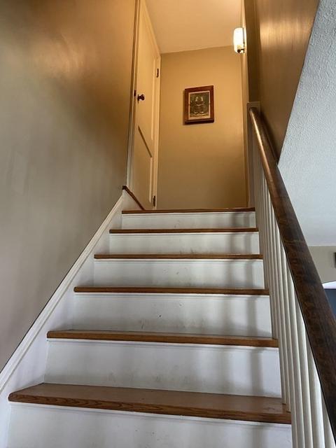 62 Ely Ave, West Springfield, MA 01089 photo 28