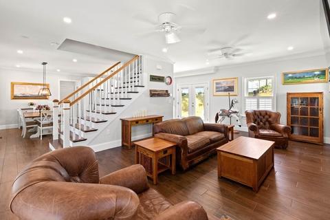 13 Colantoni Dr, Danvers, MA 01923 photo 4