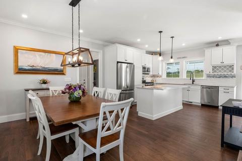 13 Colantoni Dr, Danvers, MA 01923 photo 9