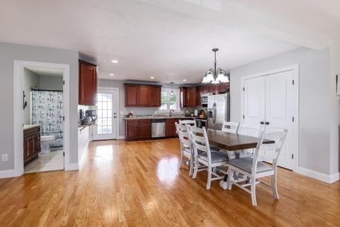 127 Derby St, Worcester, MA 01604 photo 9
