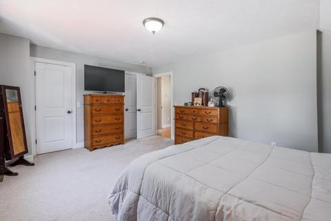127 Derby St, Worcester, MA 01604 photo 21