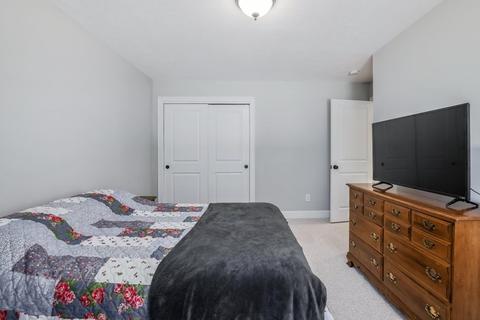 127 Derby St, Worcester, MA 01604 photo 25