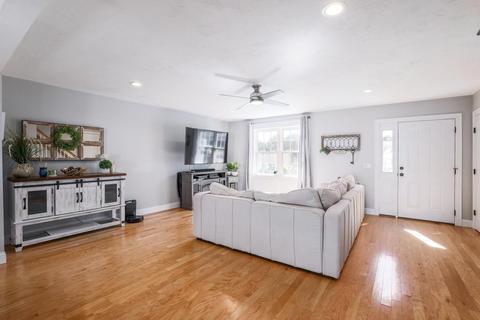 127 Derby St, Worcester, MA 01604 photo 8