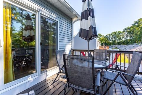 86 Lucille Ln, Fall River, MA 02720 photo 30