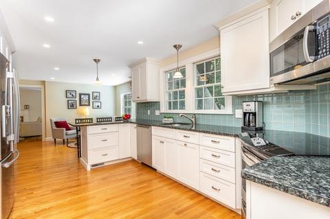 273 Nehoiden St, Needham, MA 02492 photo 8