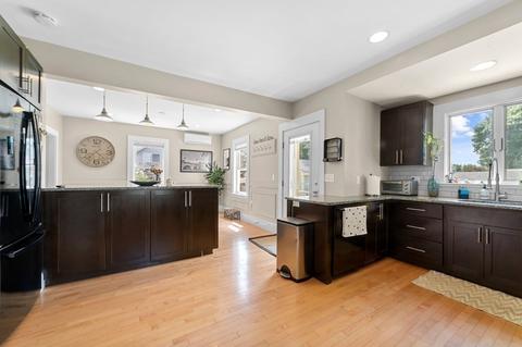 6 Harris St, Beverly, MA 01915 photo 5
