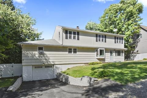 10 Seconset St, Worcester, MA 01602 photo 26