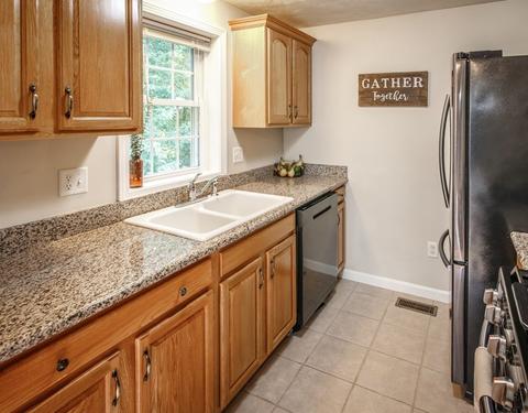14 Sophia Dr, Worcester, MA 01607 photo 11