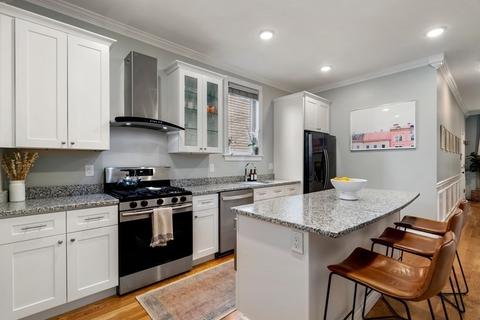 117 Heath St #1, Somerville, MA 02145 photo 2