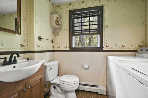 8 Sandra Cir, Mendon, MA 01756 photo 15