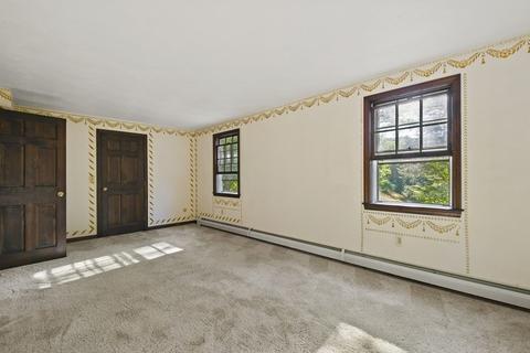8 Sandra Cir, Mendon, MA 01756 photo 17