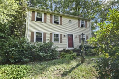 8 Sandra Cir, Mendon, MA 01756 photo 1