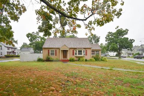 99 Jenness St, Springfield, MA 01104 photo 1