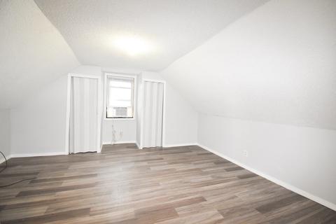 99 Jenness St, Springfield, MA 01104 photo 11